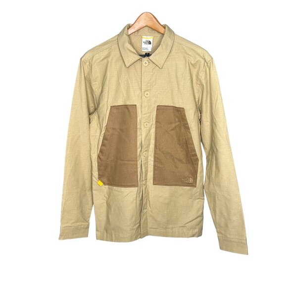 The North Face Field Shacket Pockets Button Front Utility Barn Coat Standard Fit - Picture 2 of 9